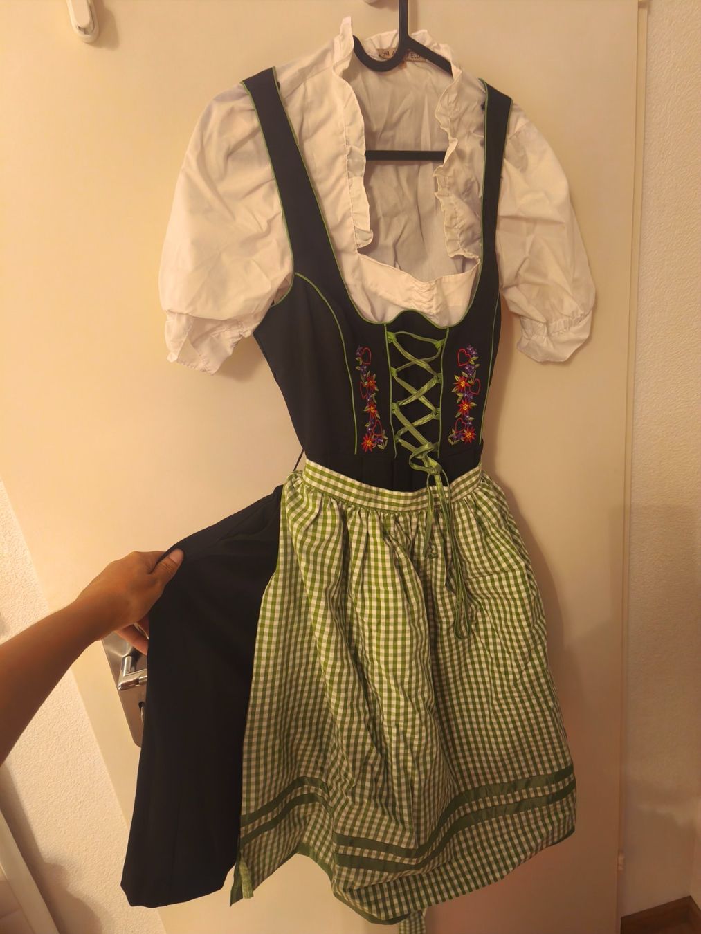 Anna Field Vestiti: Dirndl Anna Field Grösse 38, mit Bluse – Usato da Au ZH venduto da lil_flr7 2