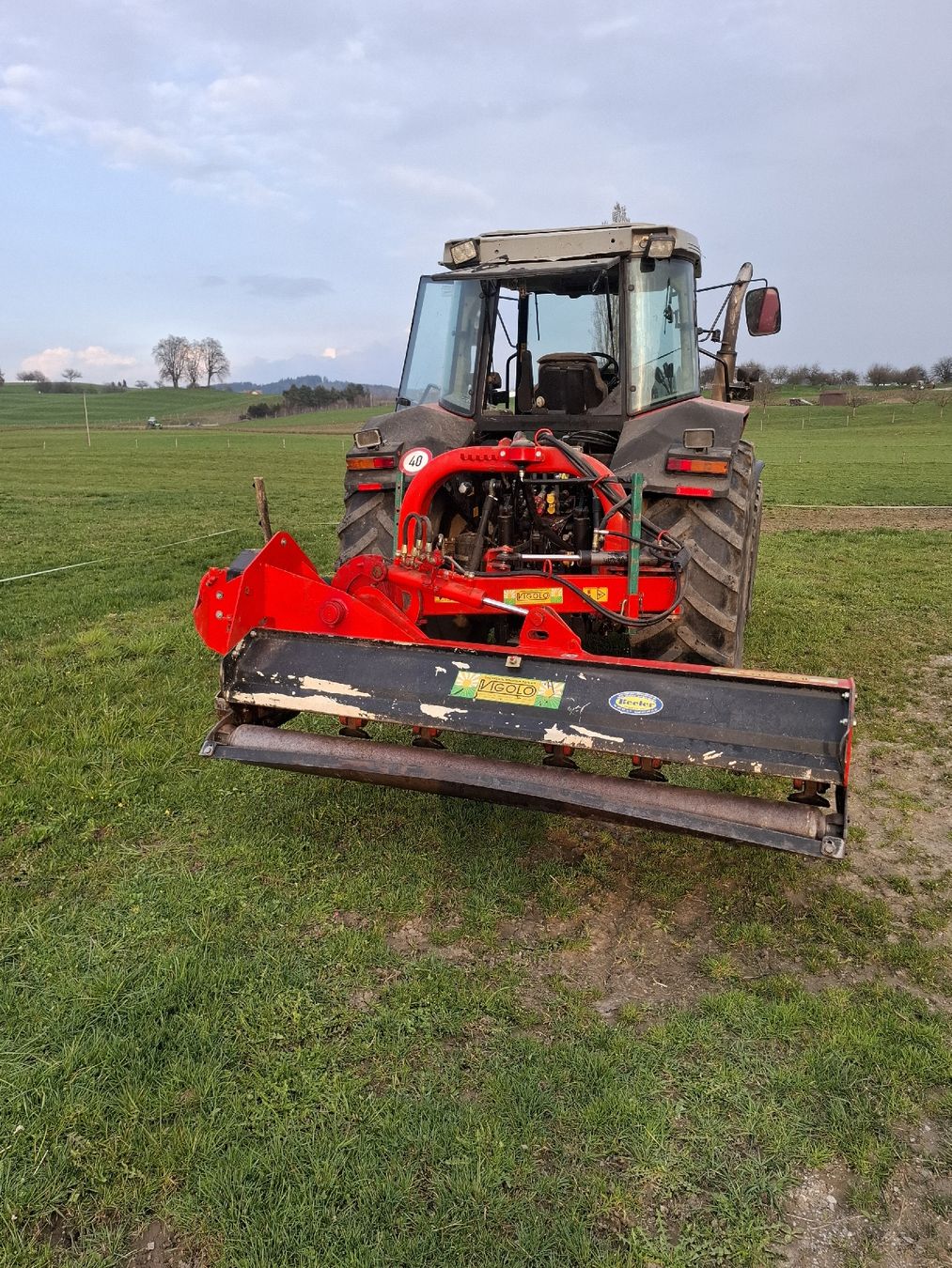 Toutes les machines: Böschungsmäher Vigolo – D'occasion à Niederwil par jan_m7db 1