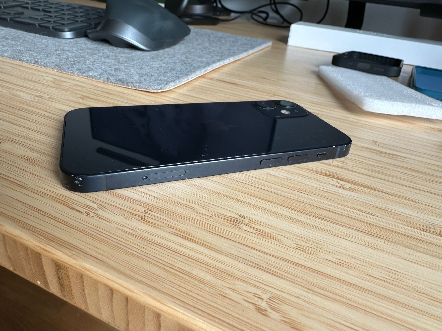 Apple Portables: iPhone 12 mini 64 Go – D'occasion à St-Aubin-Sauges par _jaan_ 4