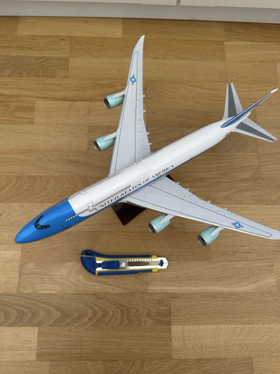 Boeing Kits de montage: Flugzeug Modell Boeing 747 Airforce One – D'occasion à Rorschacherberg par LuksPCs 1