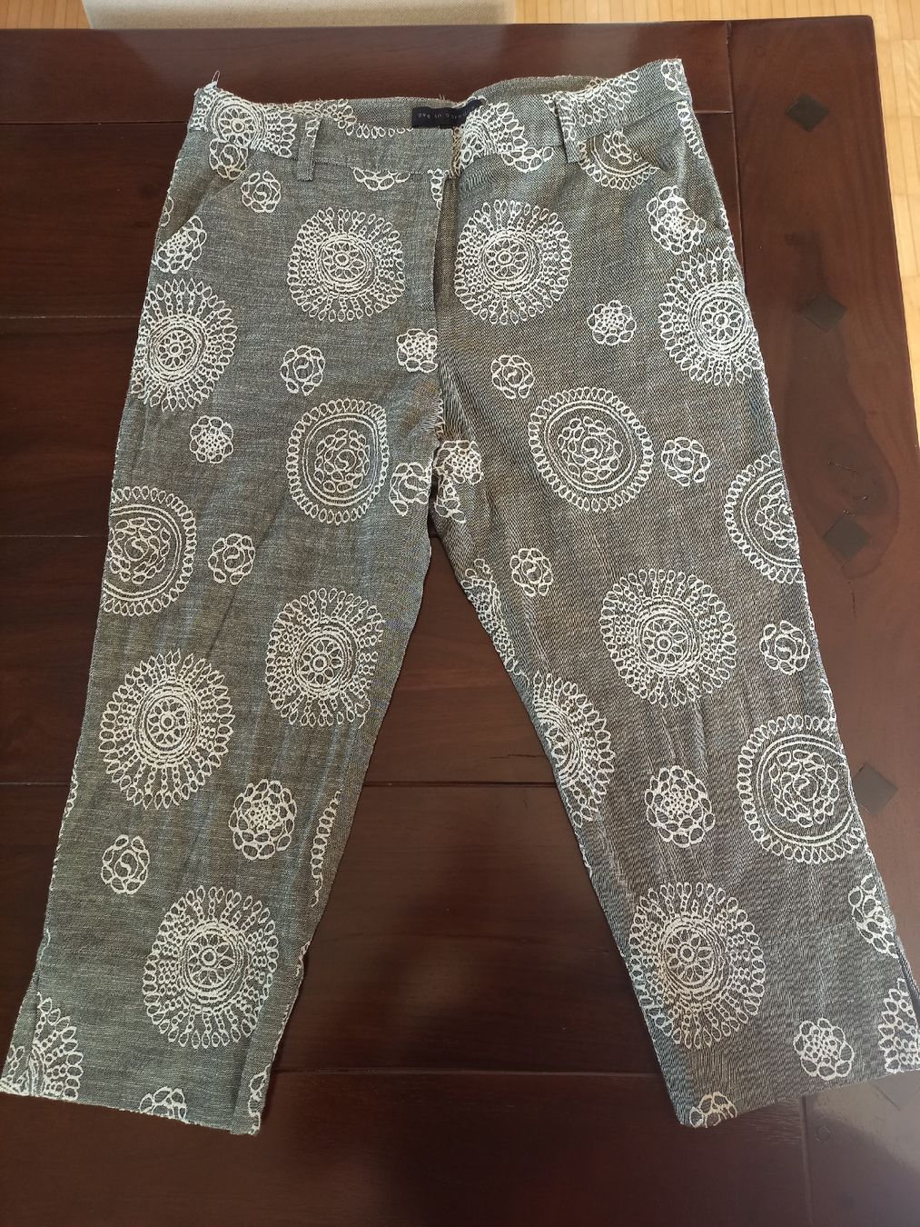 Hosen: Damenhose 3/4 – Neu (gemäss Beschreibung) aus Winterthur von leo_ywb7 1