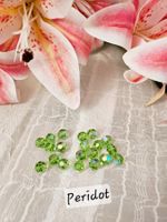 Swarovski Perlen 8 mm 20 Stück Peridot AB