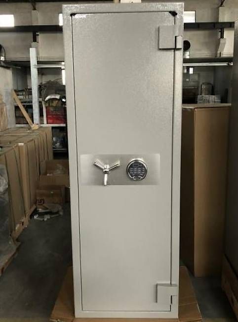 Casseforti: Tresor, Safe, Pankerschrank EN 1143-1 Grade 3 – Nuovo e nell'imballaggio originale da Oberrüti venduto da RST-AG.CH