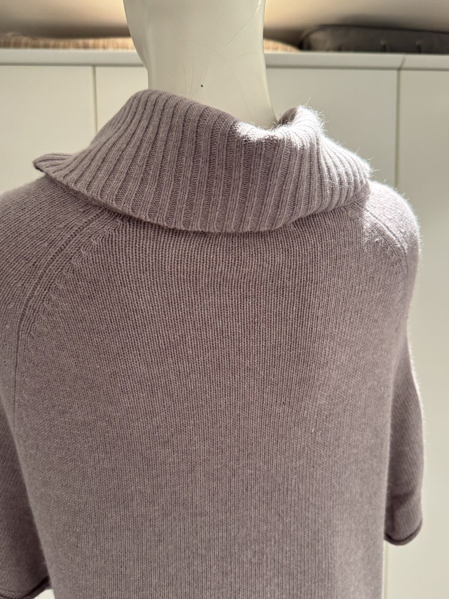 Giacche: Cape-jaquette Bérénice  couleur prune 40-42 – Nuovo (secondo la descrizione) da Genève venduto da flocon06 4