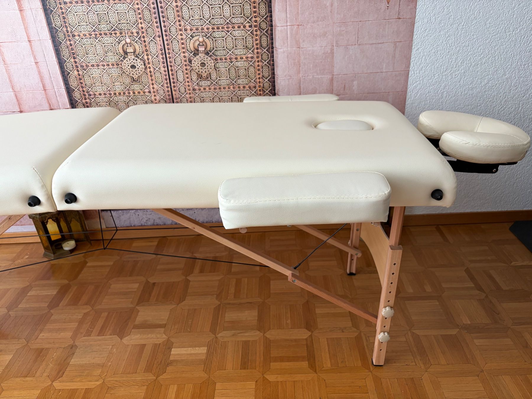 TecTake Lettini & sedie per cosmetici: Massageliege (tectake) 2 Zonen – Usato da Volketswil venduto da GLantern 3