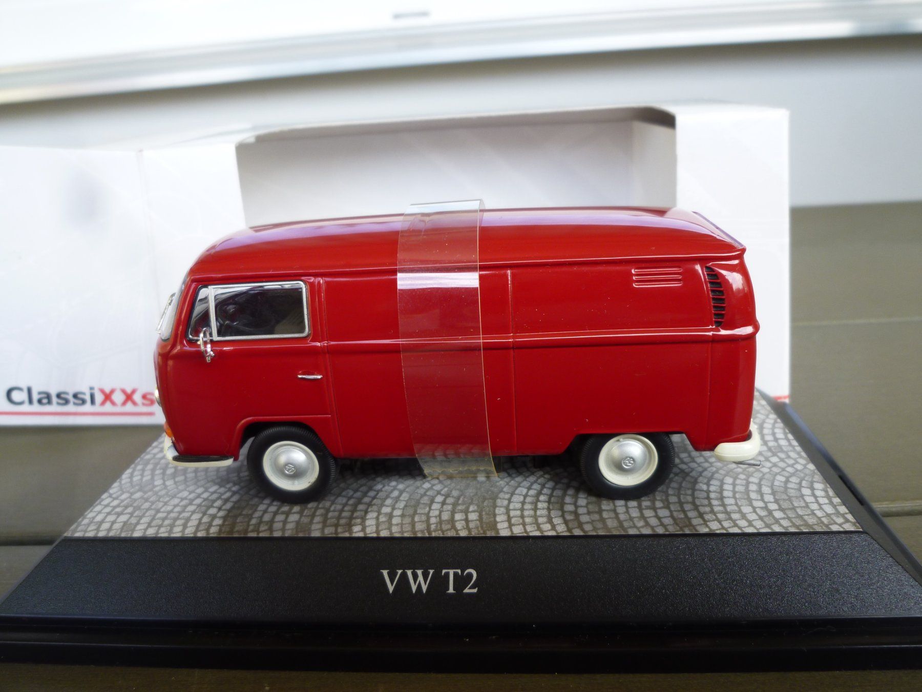 Volkswagen Modellini d'auto: VW T2 Kastenwagen – Nuovo e nell'imballaggio originale da Flawil venduto da Imperiosud 4