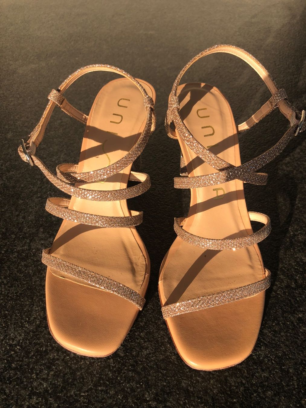 Unisa Scarpe da donna: Sandalen von Unisa – Nuovo (secondo la descrizione) da Schlossrued venduto da Meier-Al