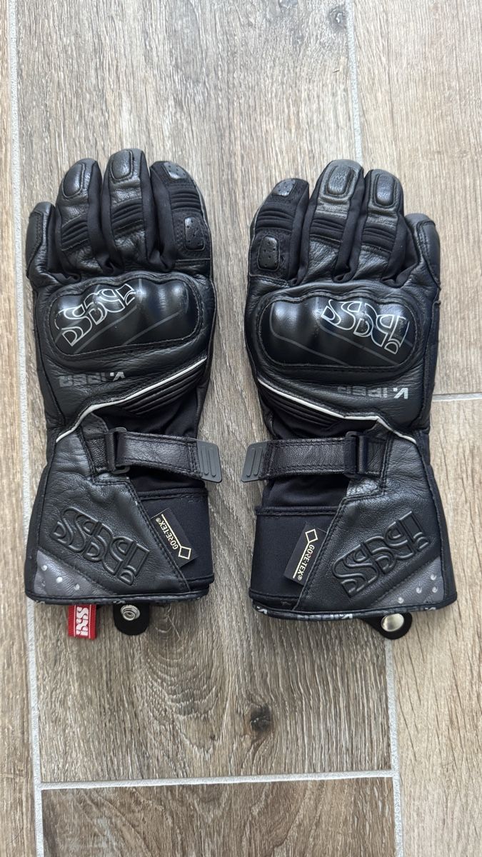 IXS Guanti & manicotti: Motorradhandschuhe Damen, GoreTex – Usato da Männedorf venduto da romeo2902