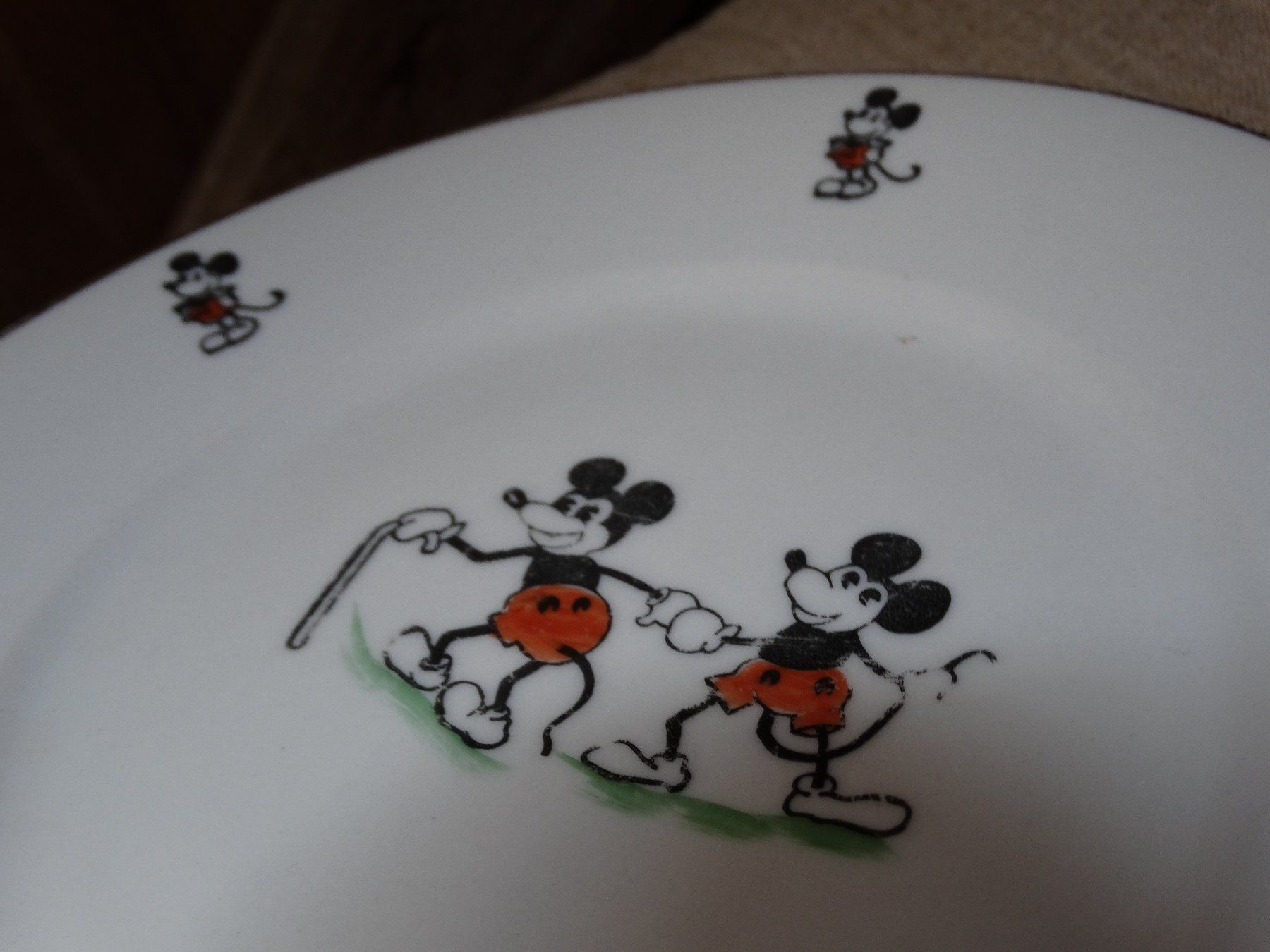 Disney Piatti: antiker Kinderteller mickey Micky Maus Mickey Mouse Disney – Usato da Grossaffoltern venduto da amo64 6