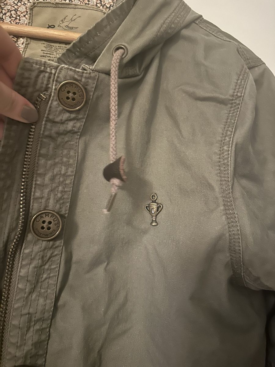 Cappotti: Campus Khaki Parka - Size S - Perfect spring Jacket! – Usato da Zürich venduto da car_68nt 1