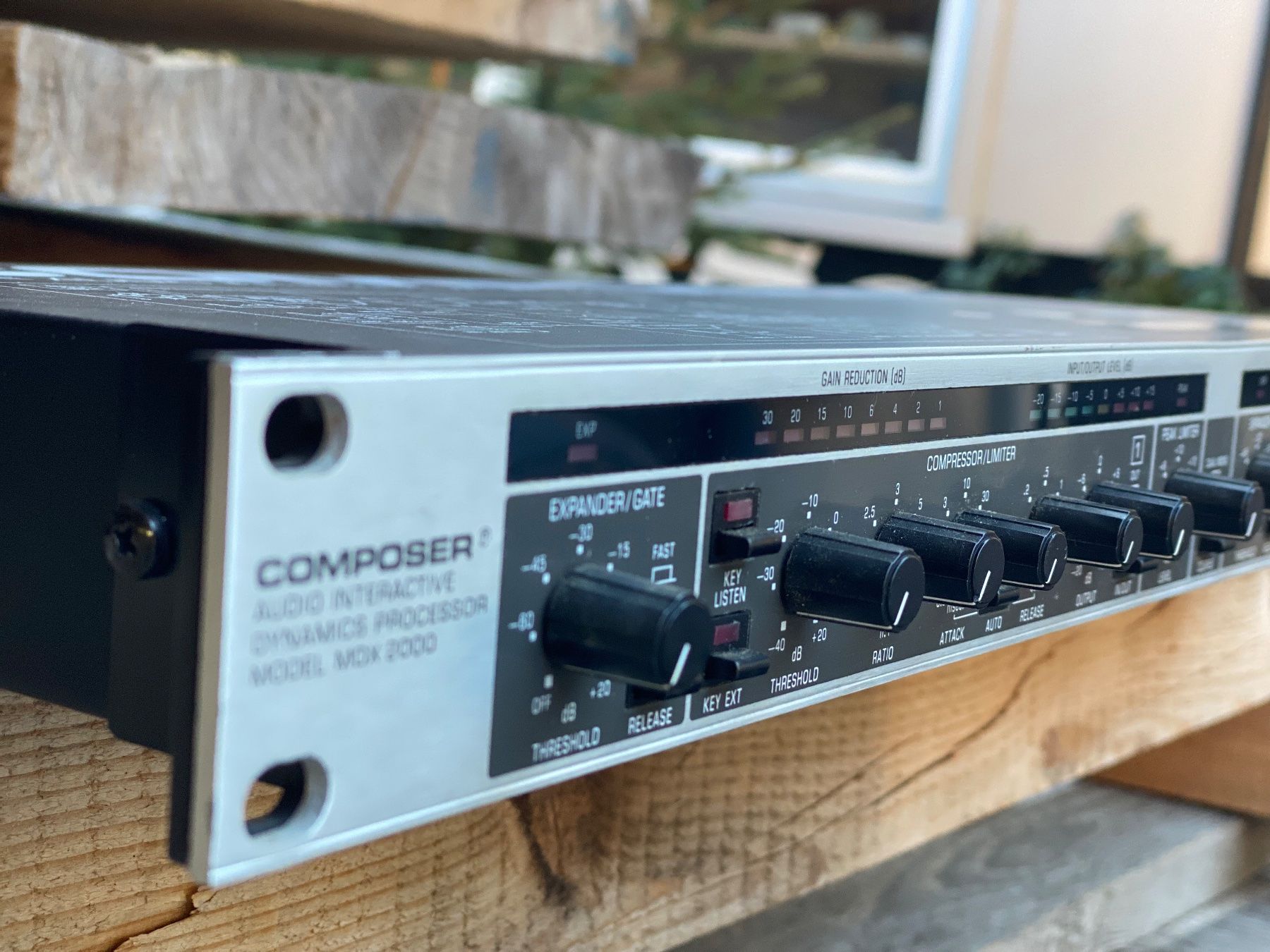 Console di mixaggio: Behringer Composer MDX 2000 – Usato da Wirzweli venduto da Kreonides 1