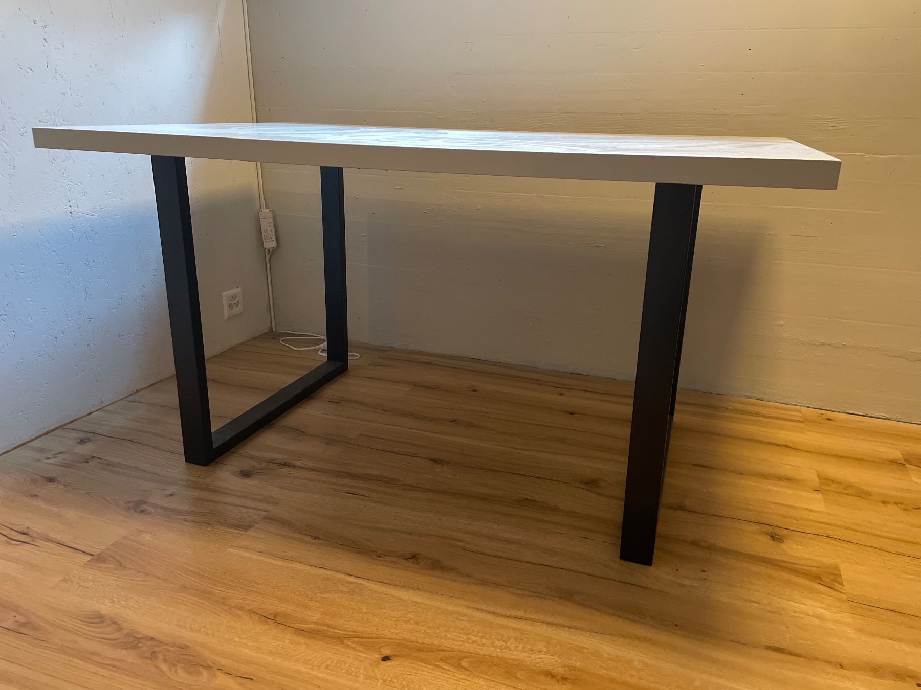 Tische: Tisch – Gebraucht aus Winterthur von rah_zv2c