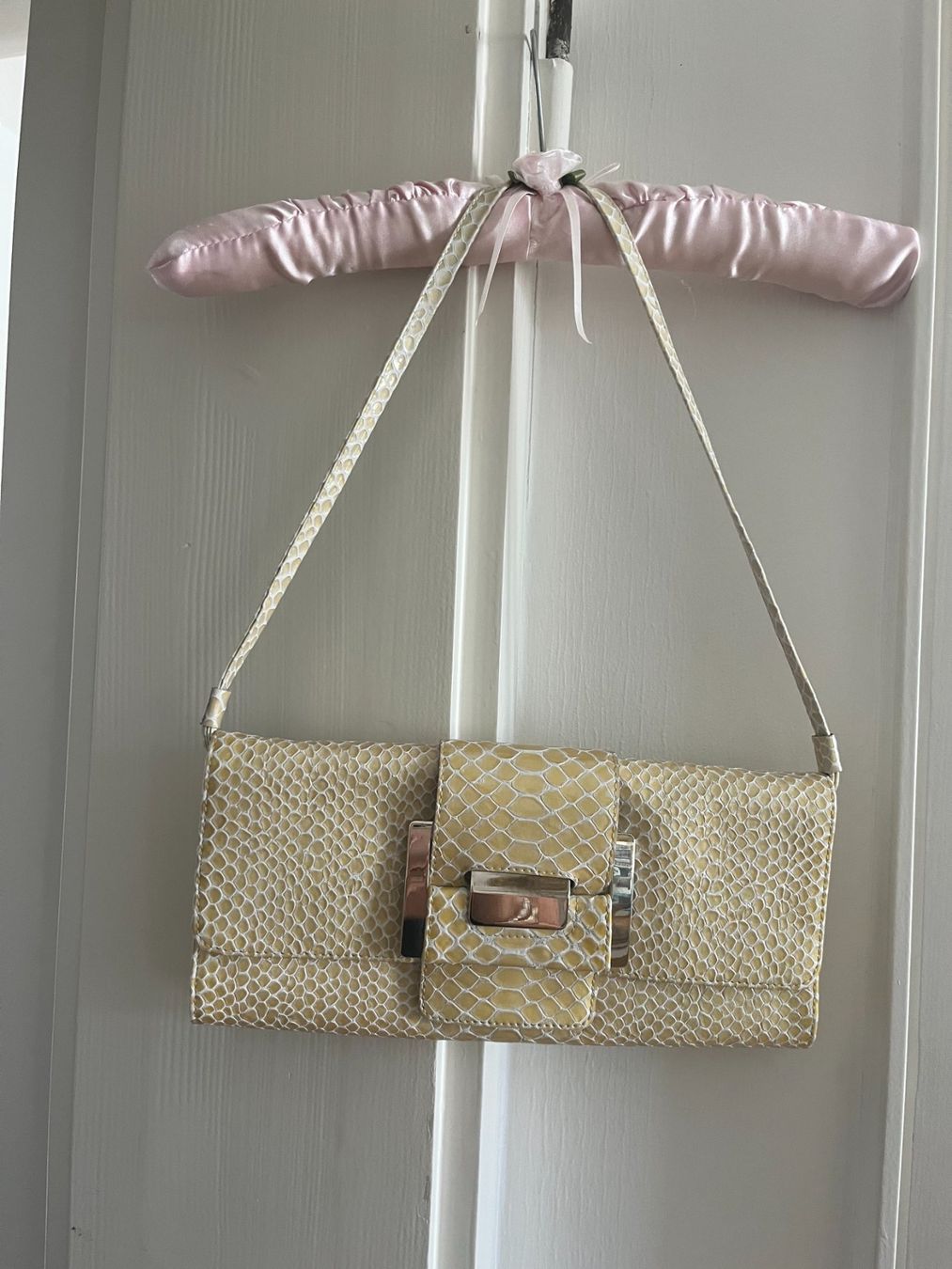 Stuart Weitzman Borse da donna: Stuart Weitzman: Clutch oder Umhängehandtasche aus Leder – Nuovo (secondo la descrizione) da Luzern venduto da Lampion