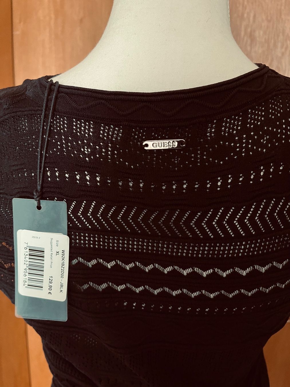 Guess Kleider: Guess Kleid Neu mit etikette – Neu und originalverpackt aus Kirchleerau von Piroska05 2