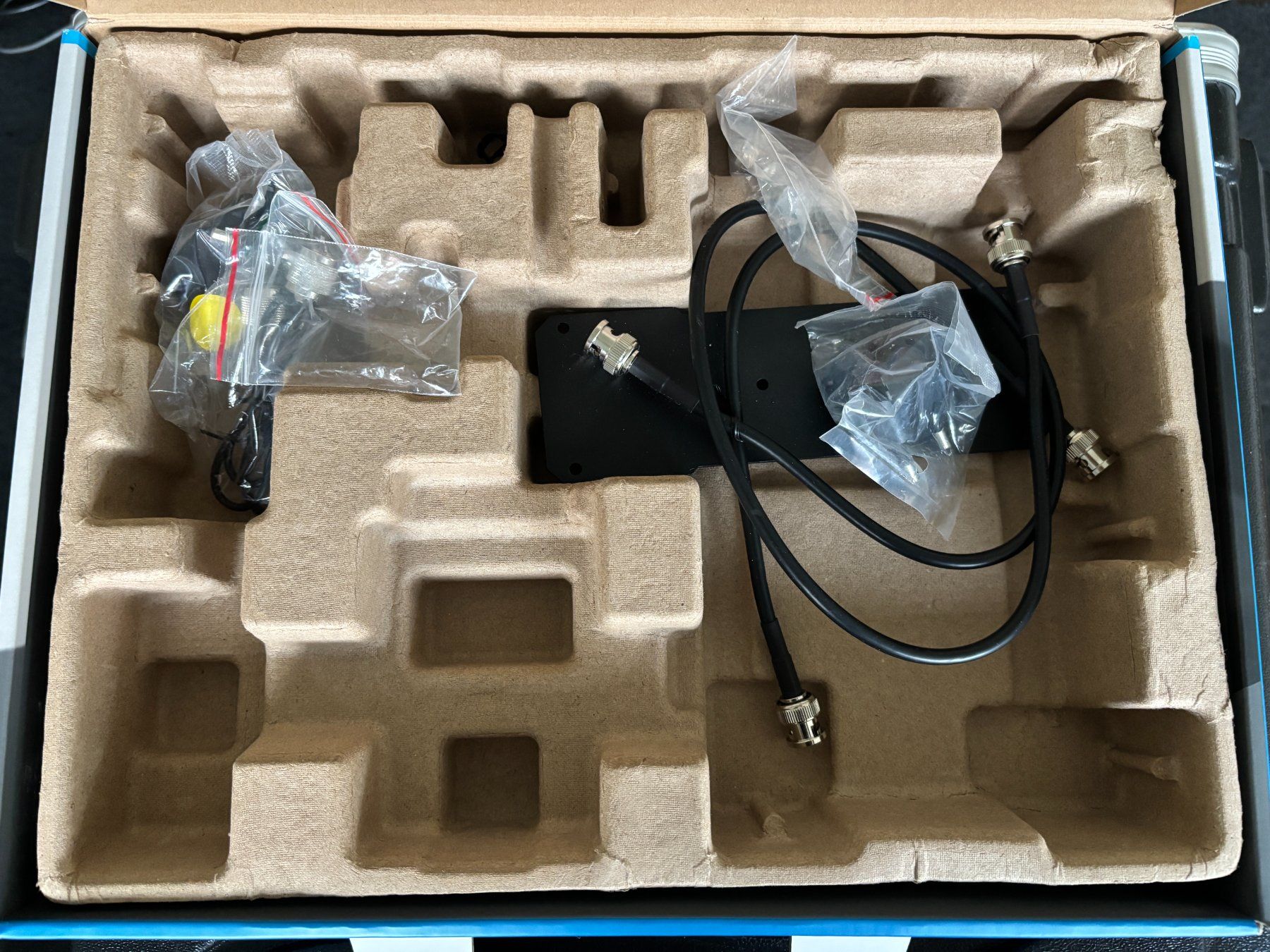 Radiocomunicazione: Sennheiser XSW IEM – Usato da Biel/Bienne venduto da Vidame 2