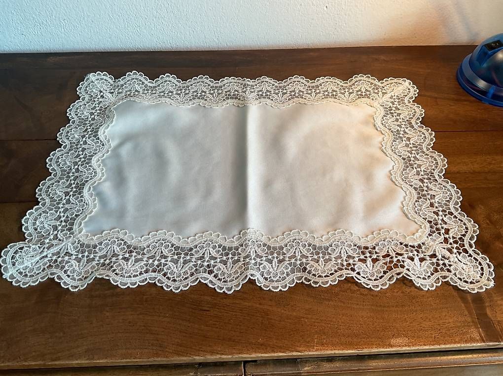 Piatti di portata: Centrini pizzo – Nuovo e nell'imballaggio originale da Gudo venduto da ele_7h2r