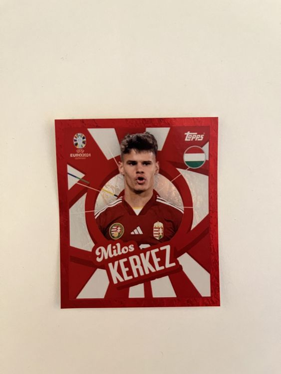 Autocollant Milos Kerkez Topps EURO 2024 - Parallèle Violet, Hongrie, Neuf