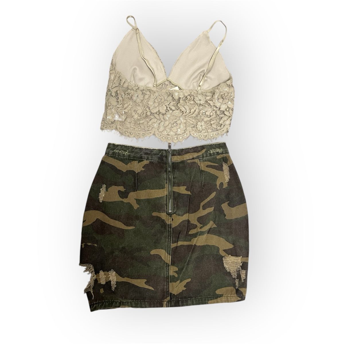 Kleiderpakete: Spitzentop & Camouflage Minirock Set Gr. M – Neu (gemäss Beschreibung) aus Urdorf von Anassor 1