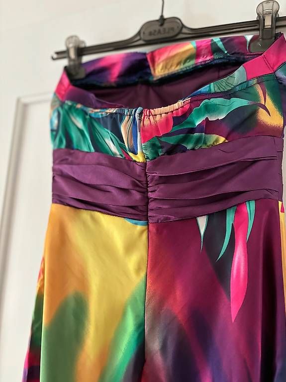 Kleider: Langes Kleid, Grösse S – Gebraucht aus bern von AAAA-A5 4