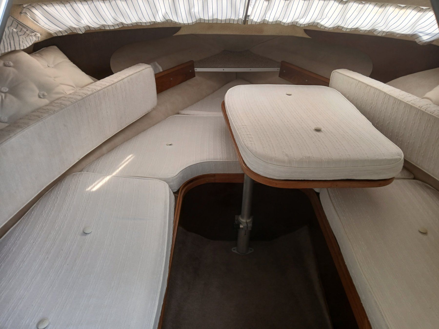 Draco Boote: Draco 2100 Executive – Gebraucht aus Holderbank AG von Realmccoy 7