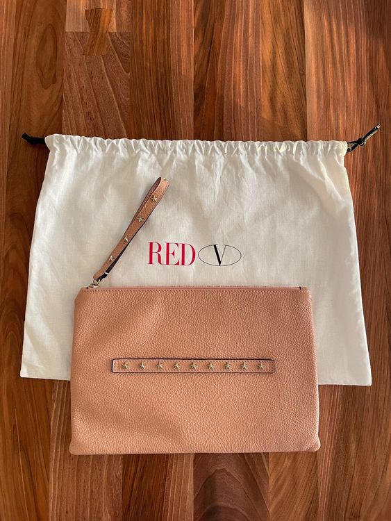 Red Star Embellished Metallic Pochette