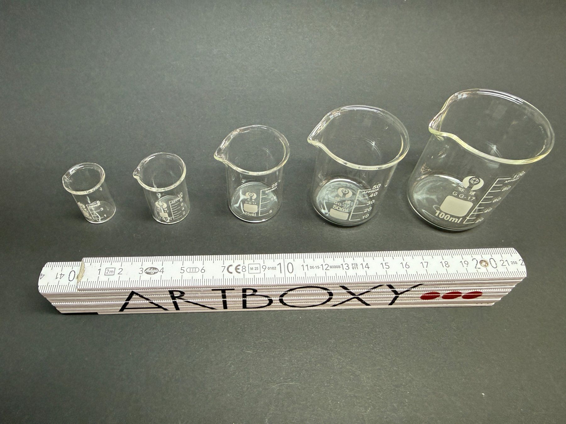Bicchieri: 5er Set Bechergläser 5 ml bis 100 ml – Usato da Lützelflüh-Goldb venduto da Elementis