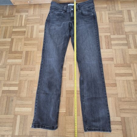 Pepe Jeans, Damenhose, Grösse 29/32, guter Zustand.