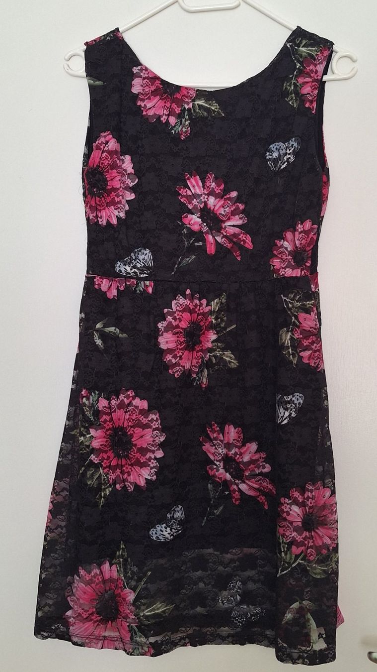 Vestiti: Schönes Sommerkleid, mit Blumenmuster, Grösse S – Usato da Dielsdorf venduto da annaroma71 1