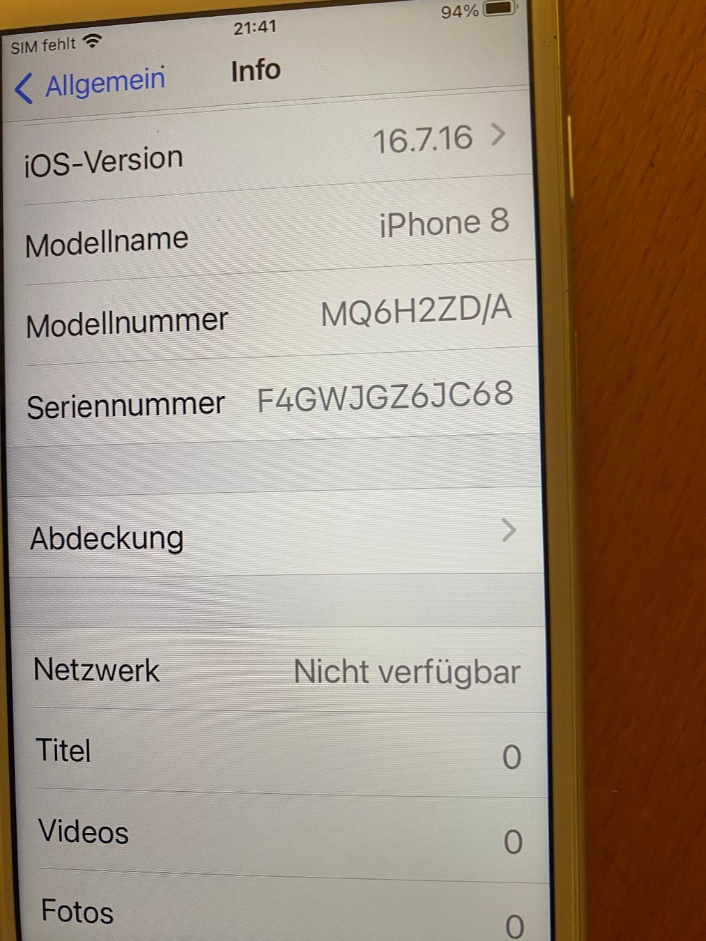 Apple Telefoni cellulari / Smartphones: iPhone 8 weiss 64GB, Batterie 84% – Usato da Liebefeld venduto da justasmile 5