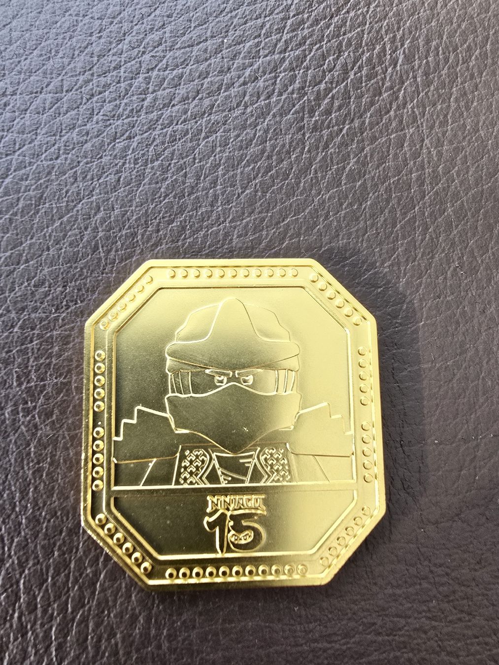 Lego Giocattoli: goldene Ninjago Jubiläumsmünze – Nuovo (secondo la descrizione) da Speicher venduto da stoetzer.andre 1