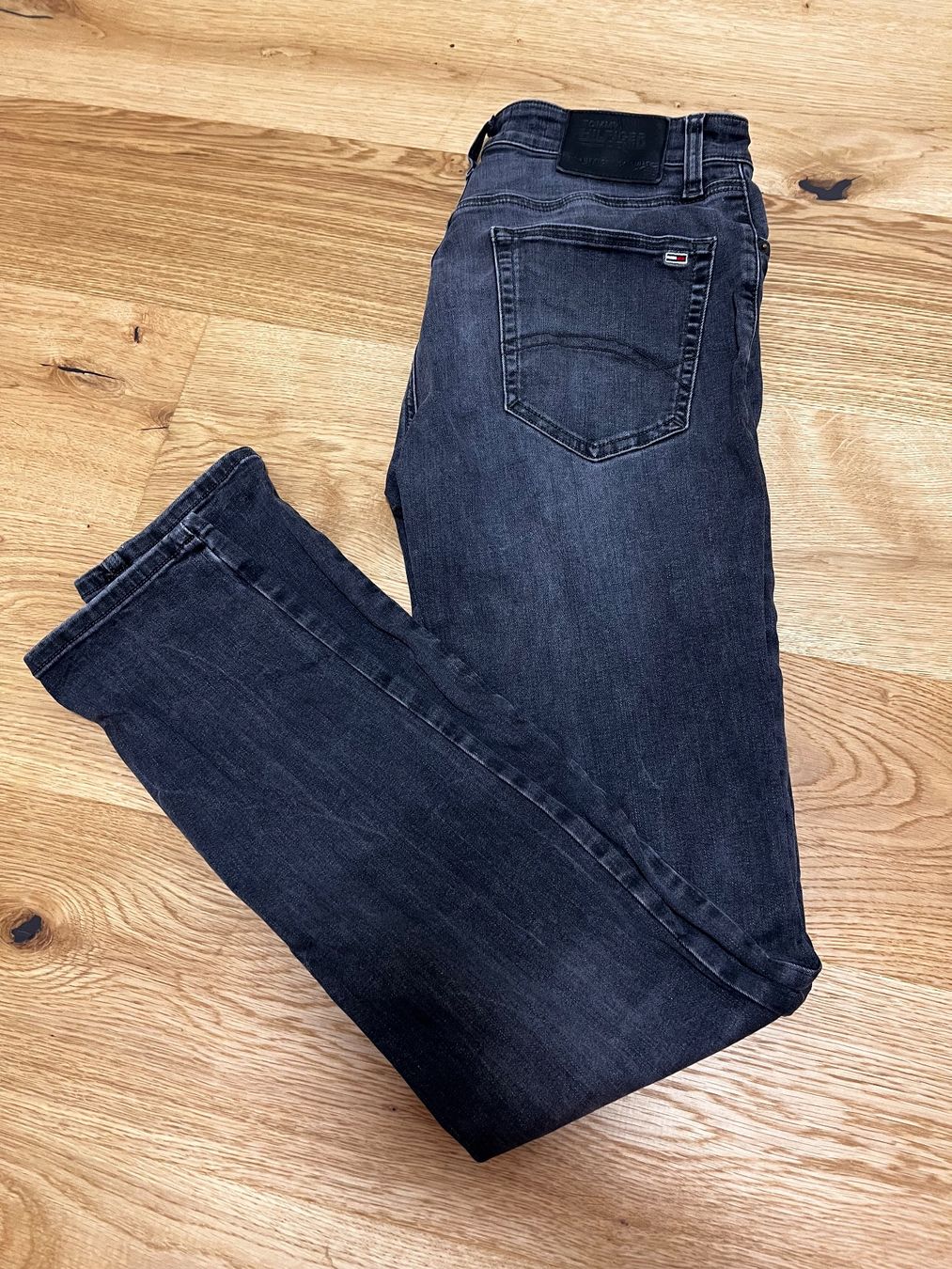Tommy Hilfiger Jeans: Tommy Jeans / Grösse 30/34 – Gebraucht aus Escholzmatt von mel_58wh