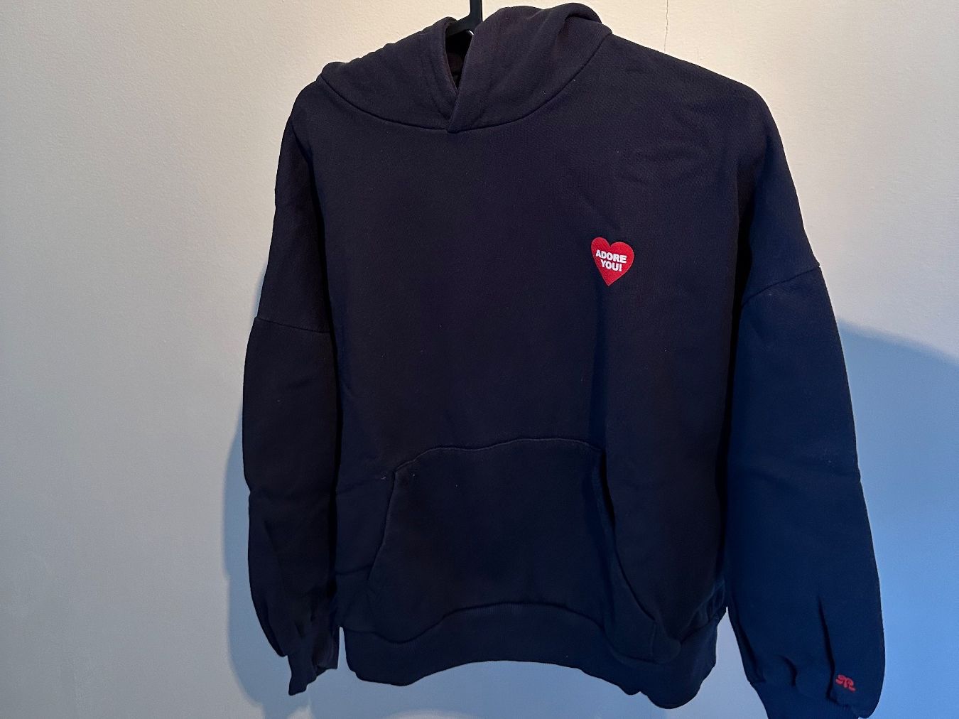 Pull&Bear Maglioni & Felpe: ADORE YOU! Pullover – Usato da Liestal venduto da Cliestal