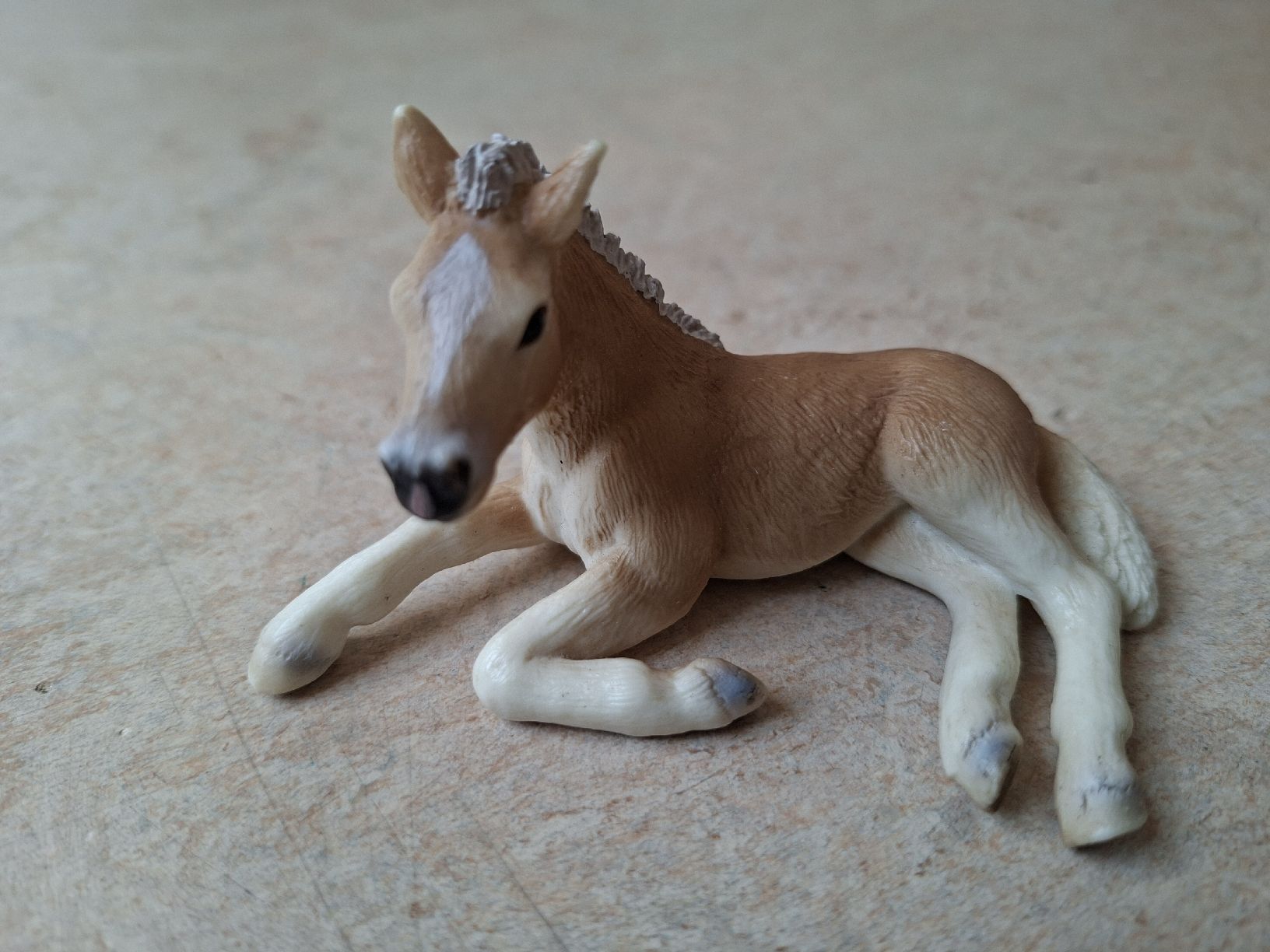 Schleich Giocattoli: Schleich Fohlen Mix: 4 Stück – Usato da Klingnau venduto da vollmond36 3