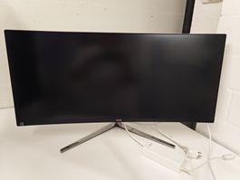 LG 34UC97-S – 34" Curved Ultrawide IPS Monitor (Champagne)