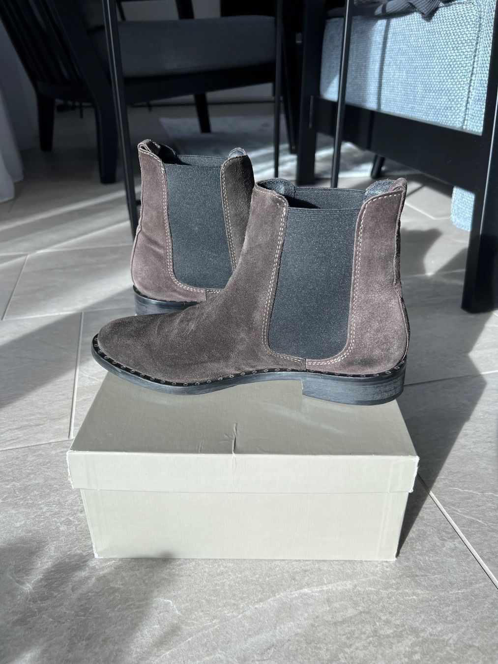 Scarpe da donna: Chelsea Schuhe 37 – Usato da Erlenbach ZH venduto da Irina_from_Erlenbach 3