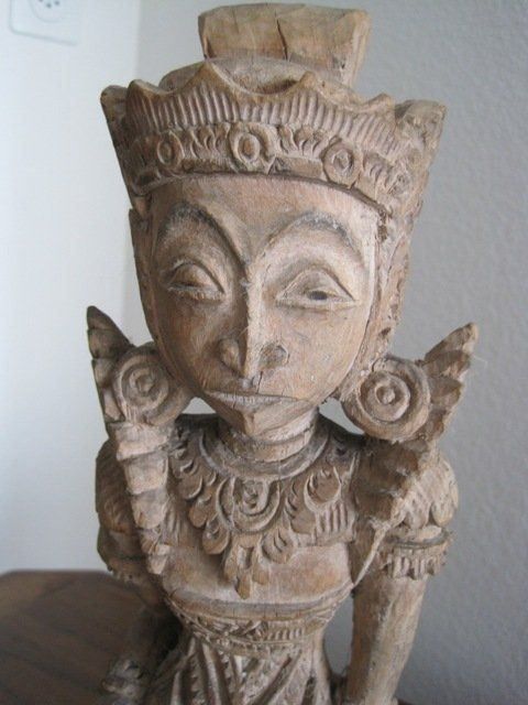 Figurines: HOLZFIGUR "TEMPELDIENERIN" – D'occasion à Zürich par Fredor01 2