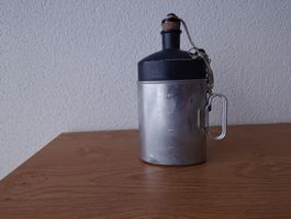 Vintage Feldflasche mit Becher, Schweizer Armee, Top!
