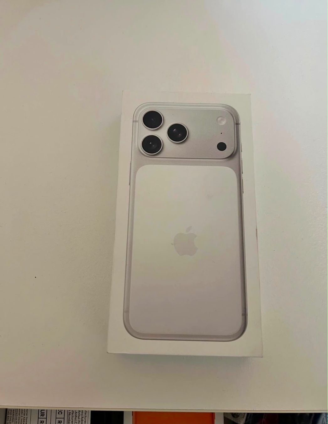 Apple Portables: Iphone 17 pro max 256 gb neu – Neuf avec emballage d'origine à Wohlen AG par nje_bsc6
