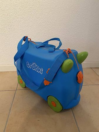 Valise trunki pour enfants à roulettes 