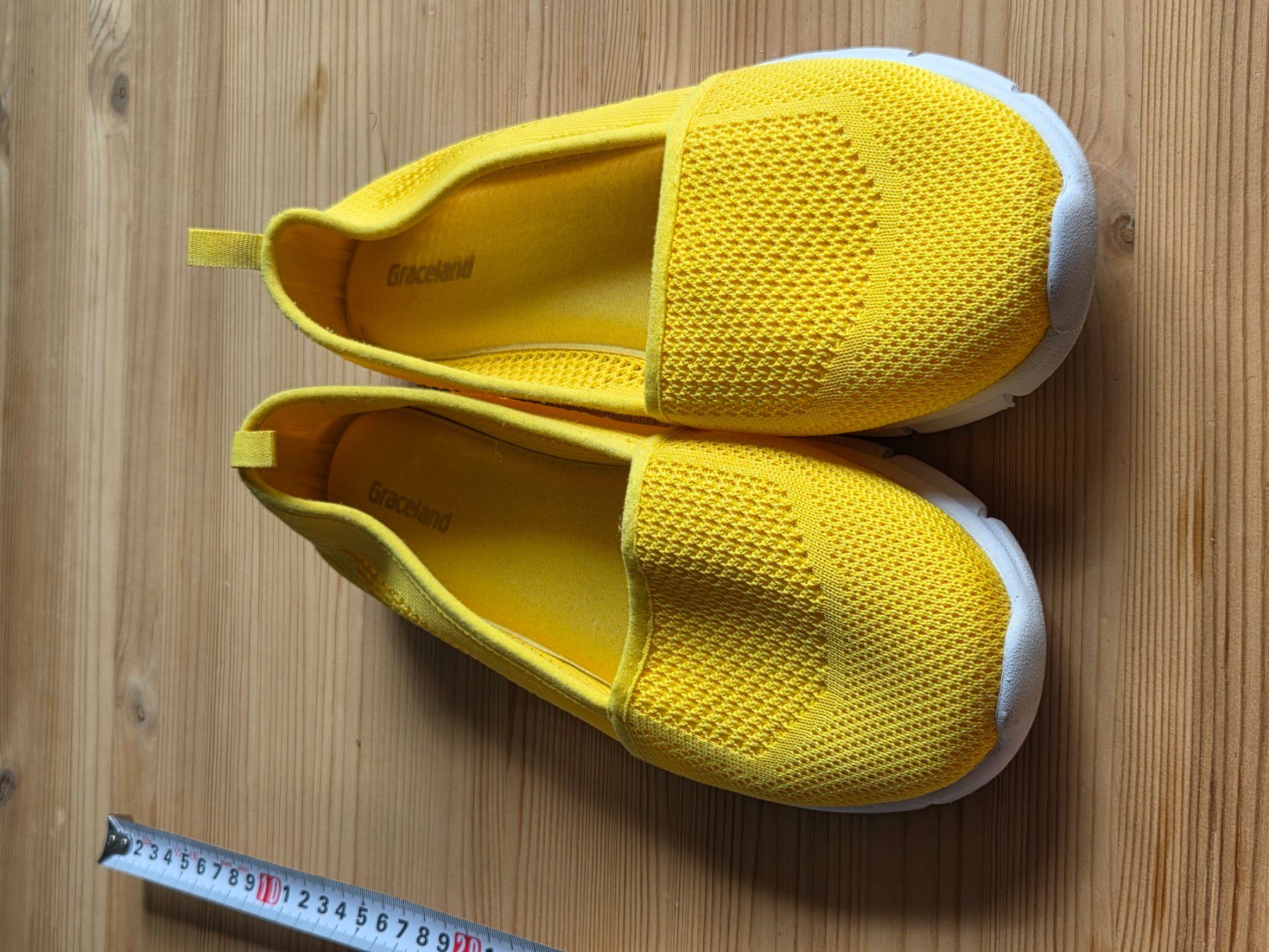 Dosenbach Damenschuhe: Gelbe Sommerschuhe, 39, bequem, Stoff – Gebraucht aus Liestal von ITOlio 2