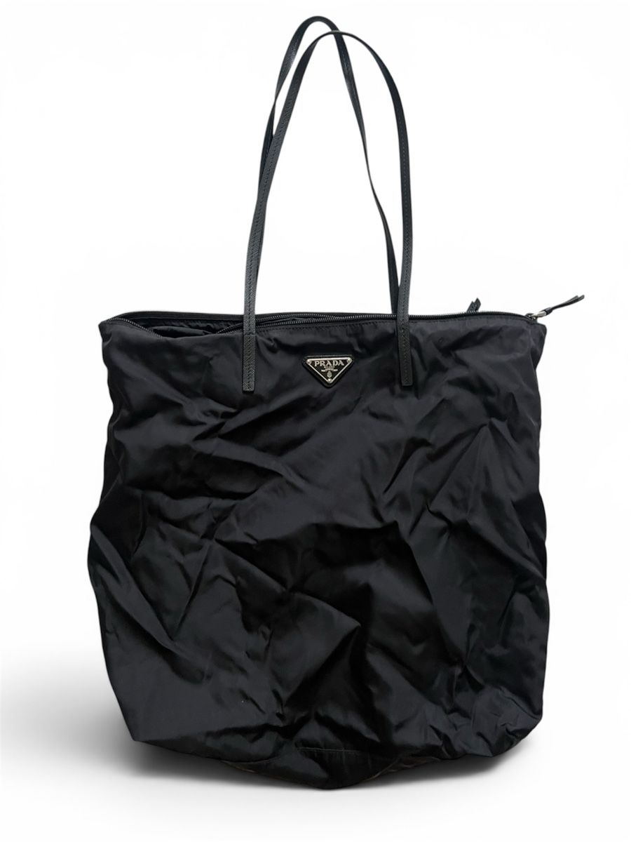 Prada Borse: PRADA NYLON TOTE BAG – Nuovo (secondo la descrizione) da Zürich venduto da Isabel.