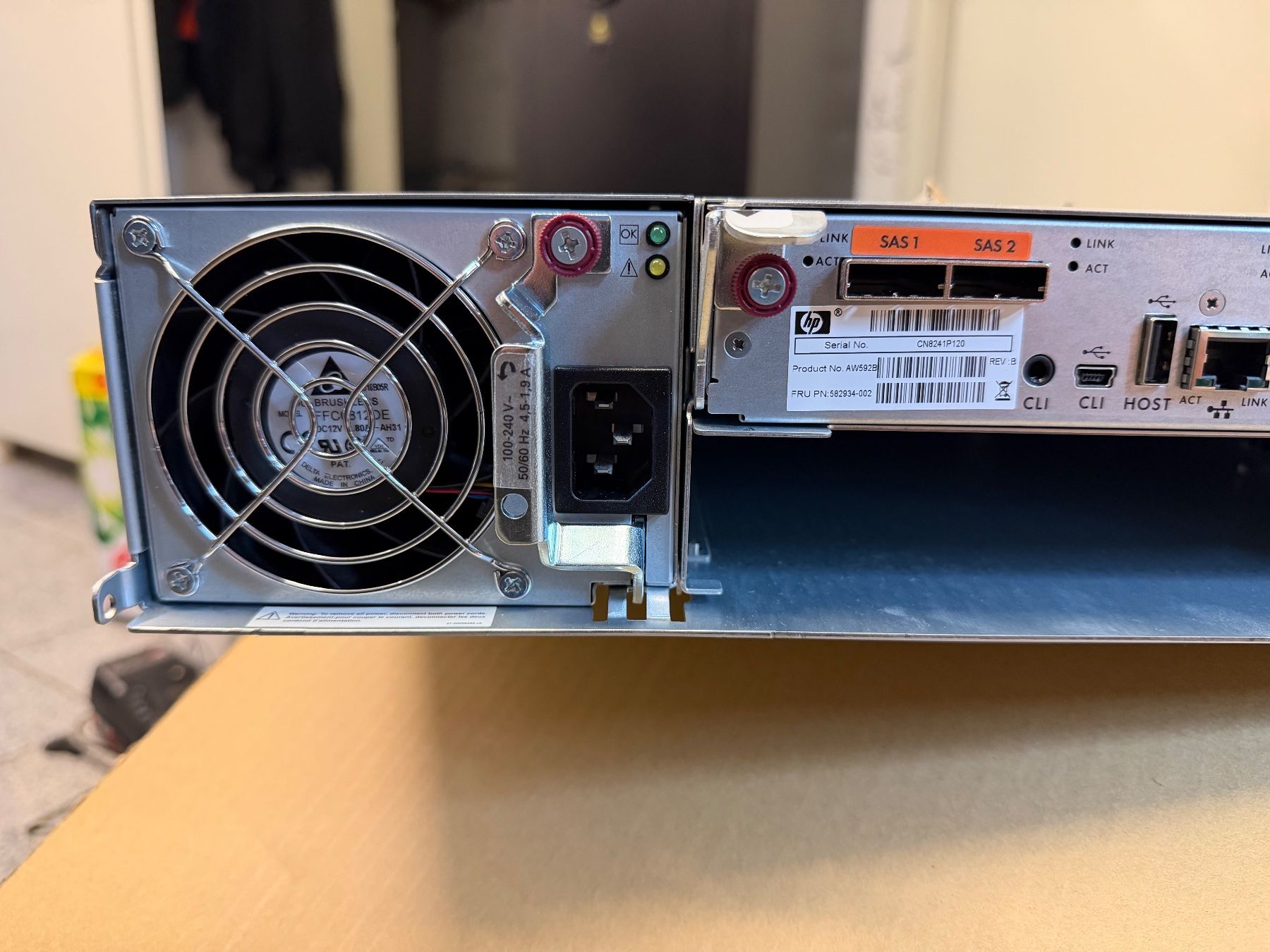 Hewlett Packard Server: HP StorageWorks P2000 G3 SAS Modular Smart Array (MSA) Syste – Usato da Rüdlingen venduto da svetlana_1 4