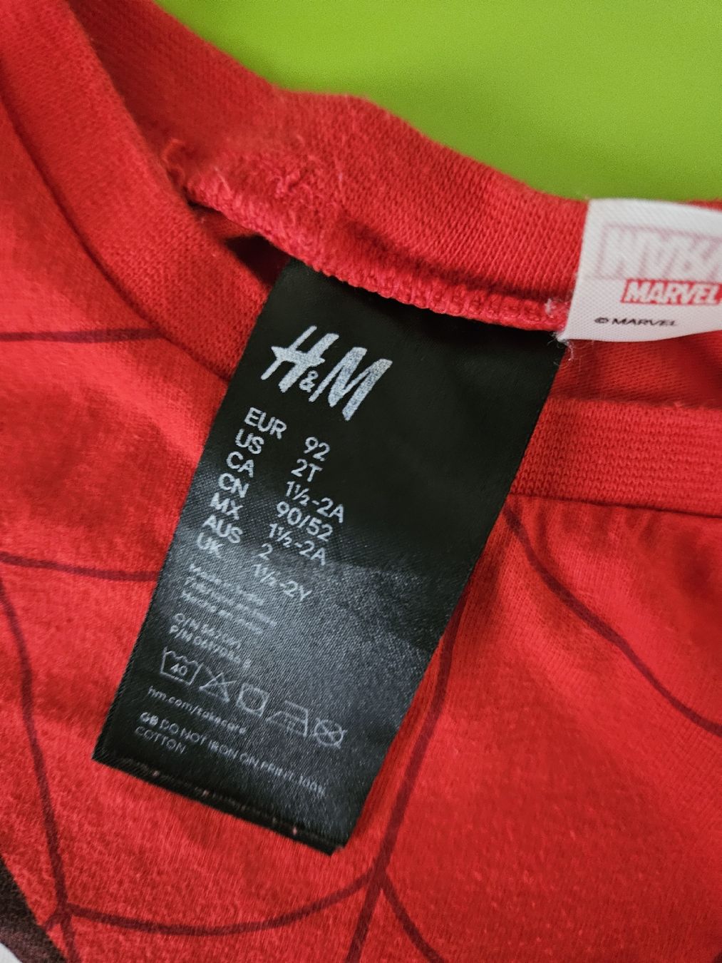 H&M Camicie, T-shirt & Polo: Marvel Siderman T-Shirt Gr. 92, H&M – Usato da Bern venduto da Oloui 2