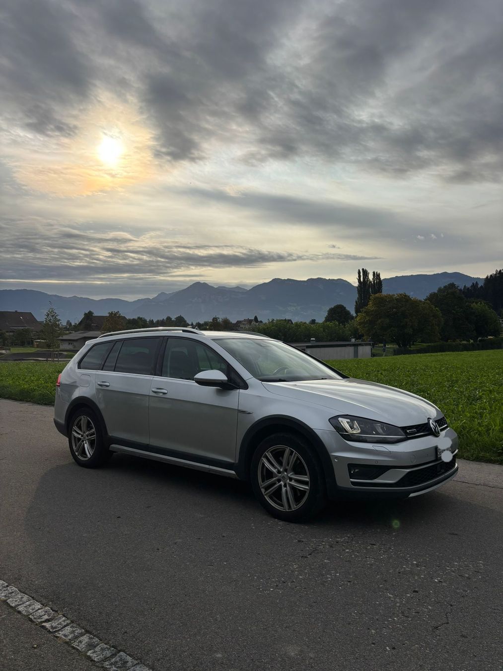 VW Automobili: VW Golf Alltrack – Usato da Altstätten SG venduto da kurta_23