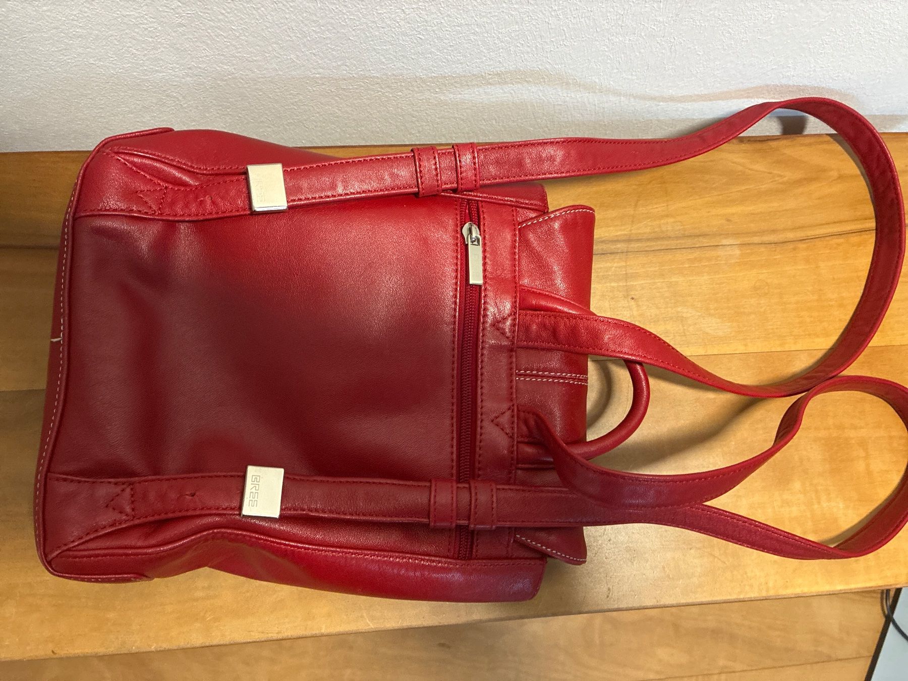 Bree Zaini: Kleiner Rucksack von Bree – Usato da Davos Platz venduto da nanigl 3