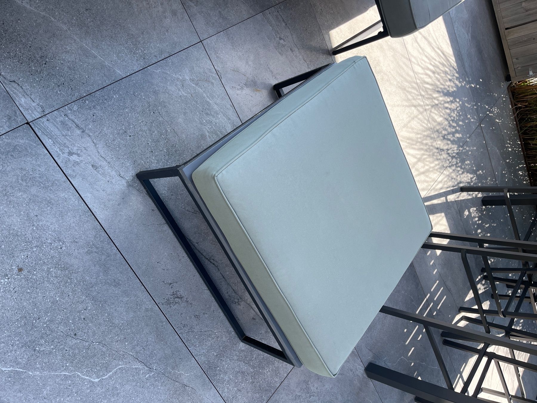 Sofas: Gartenlounge – Gebraucht aus Wohlen AG von zar_7hj9 1