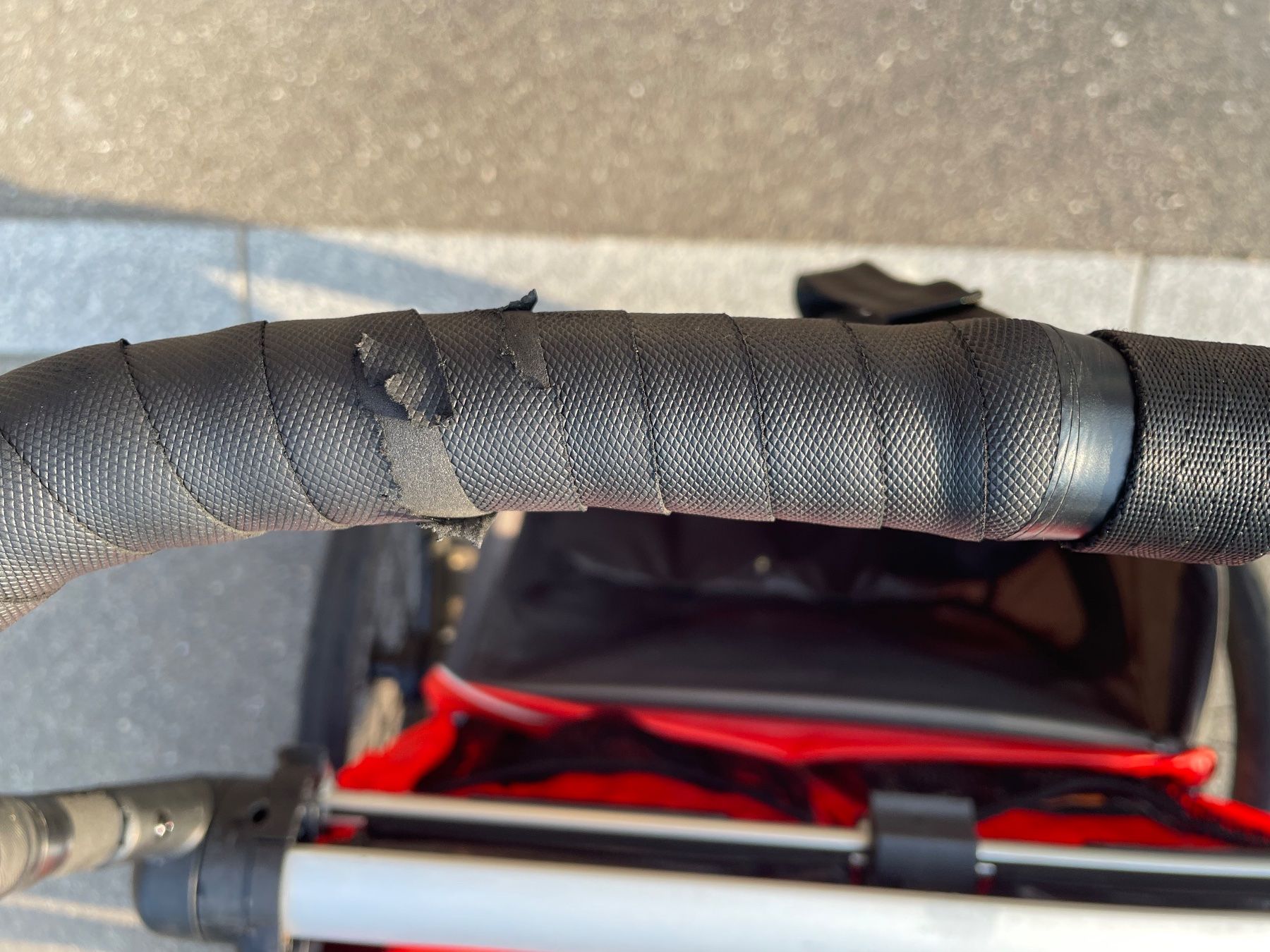 Thule Anhänger: Thule Cross 2 mit Jogging-Rad – Gebraucht aus Zürich von Placevendome 7
