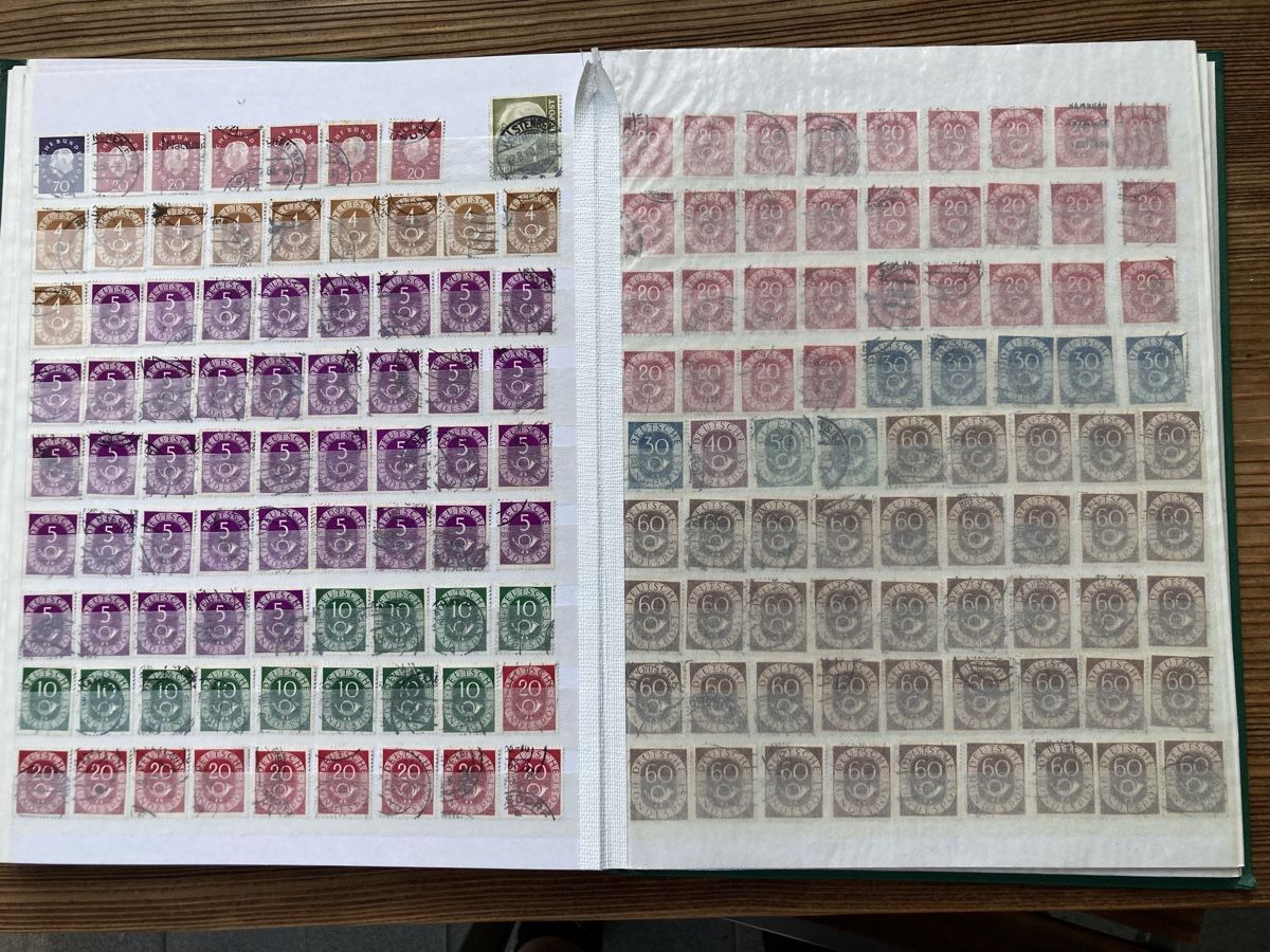 Alben: Deutsche Briefmarken, ca. 20 Seiten voll – Gebraucht aus St.Gallen von WrigleyCH 1