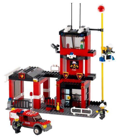 Lego Spielzeuge: Lego 7240 - Feuerwehr Hauptquartier – Gebraucht aus Basel von Nermin00