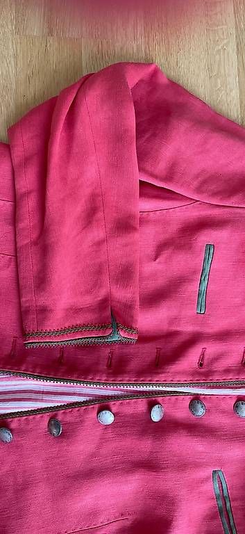 Cappotti: Wunderschöner Designermantel - Korall - Gr. 42 – Usato da Schliern b. Köniz venduto da tezi 2